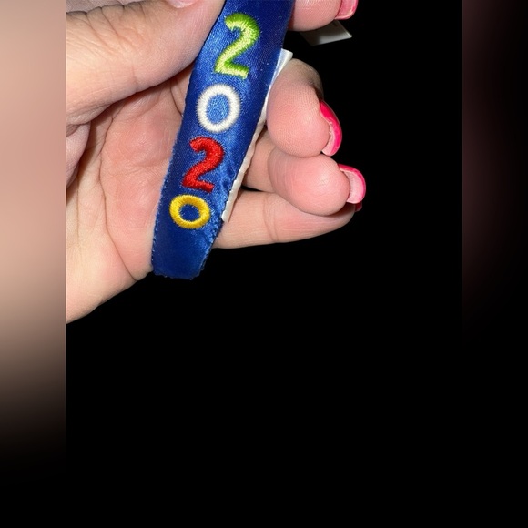 NWT Walt Disney World Minnie Mouse ears headband. - Picture 4 of 7